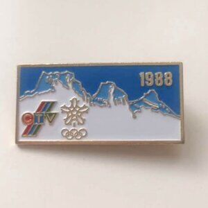 Vintage 1988 Winter Olympics Pin Canadiana